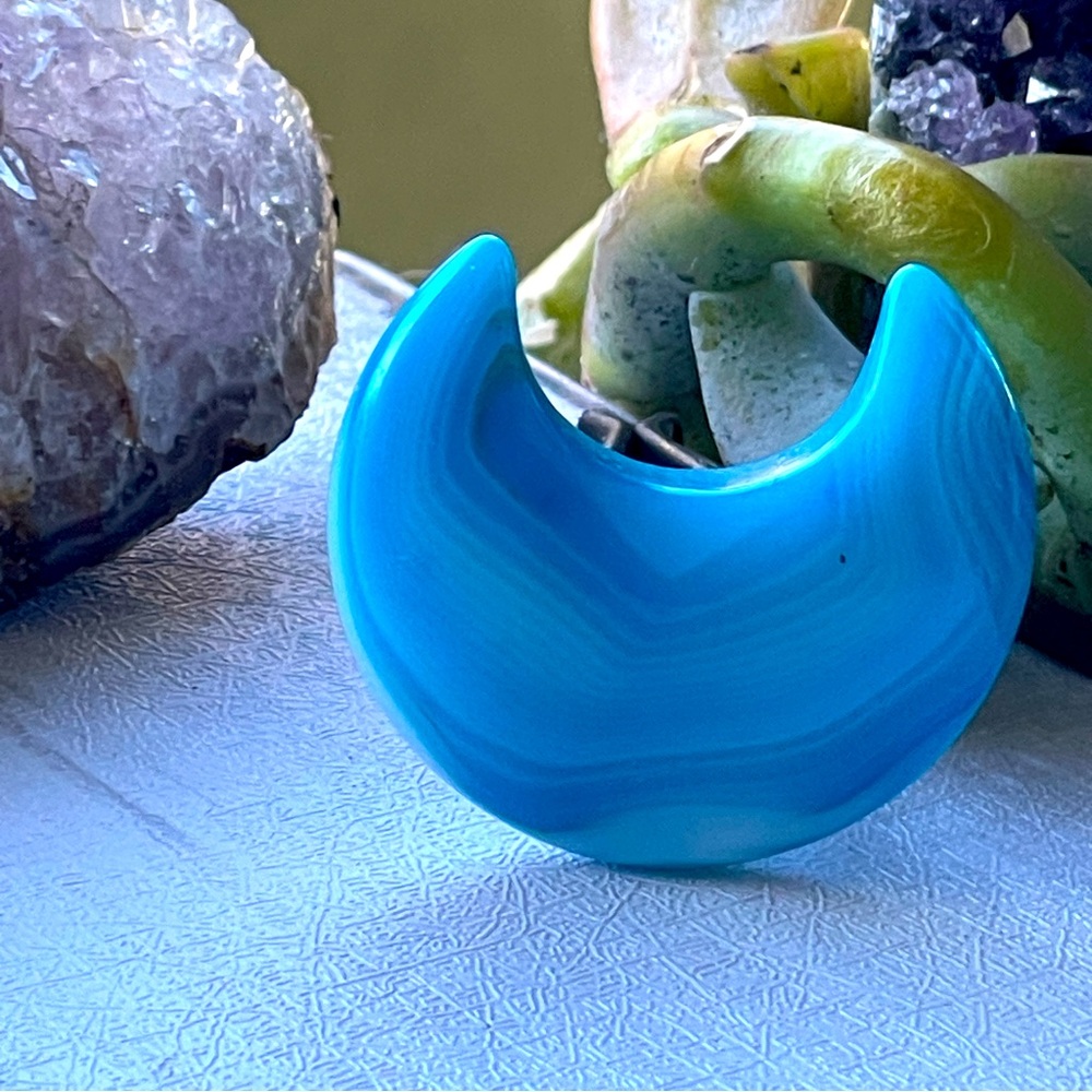 Blue Laced Agate Crystal Crescent Moon Stone Air Conditioner Clip Car Jewelry - Picture 4 of 14